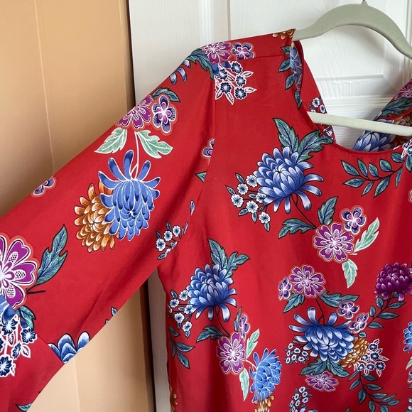 Adrienne Vittadini Floral Blouse Size Large EUC - Picture 7 of 10